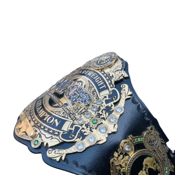 IWGP Heavyweight Championship replica belt